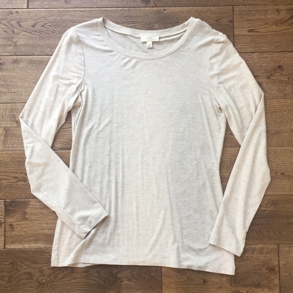 Soft long sleeve tee size Medium light sand color